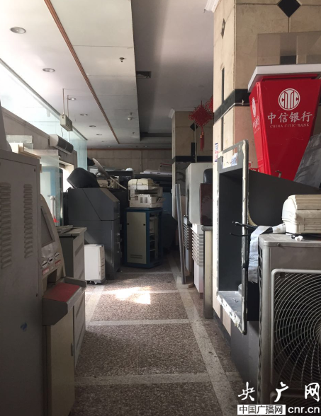 中信银行郑州公司一网点千万门面房闲置变仓库近七年